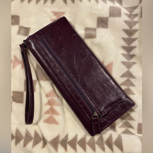 Kenneth cole reaction purple leather wallet - Picture 6 of 6